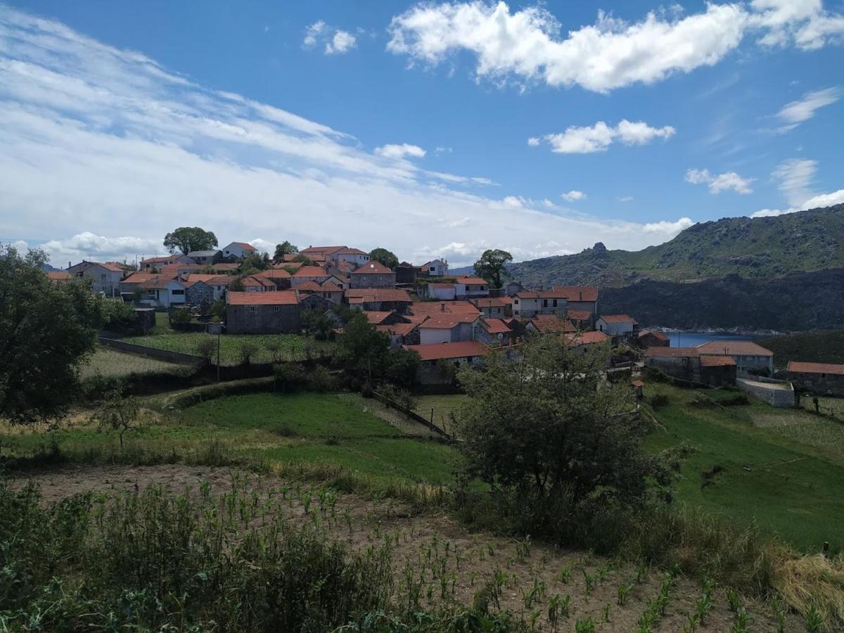 Pe Na Aldeia Villa Outeiro  Kültér fotó